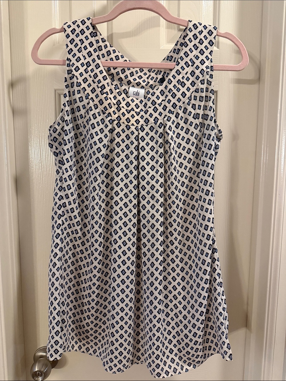 Cabi Cleo sleeveless Top